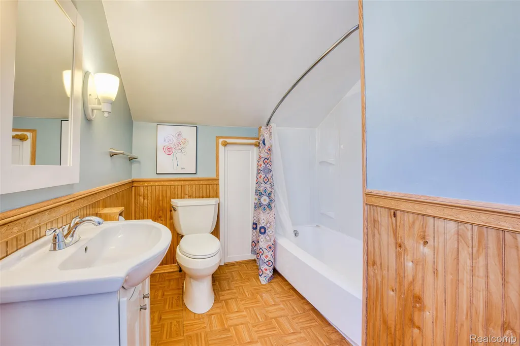 2218 Wixom Road Commerce Charter Township MI 48382