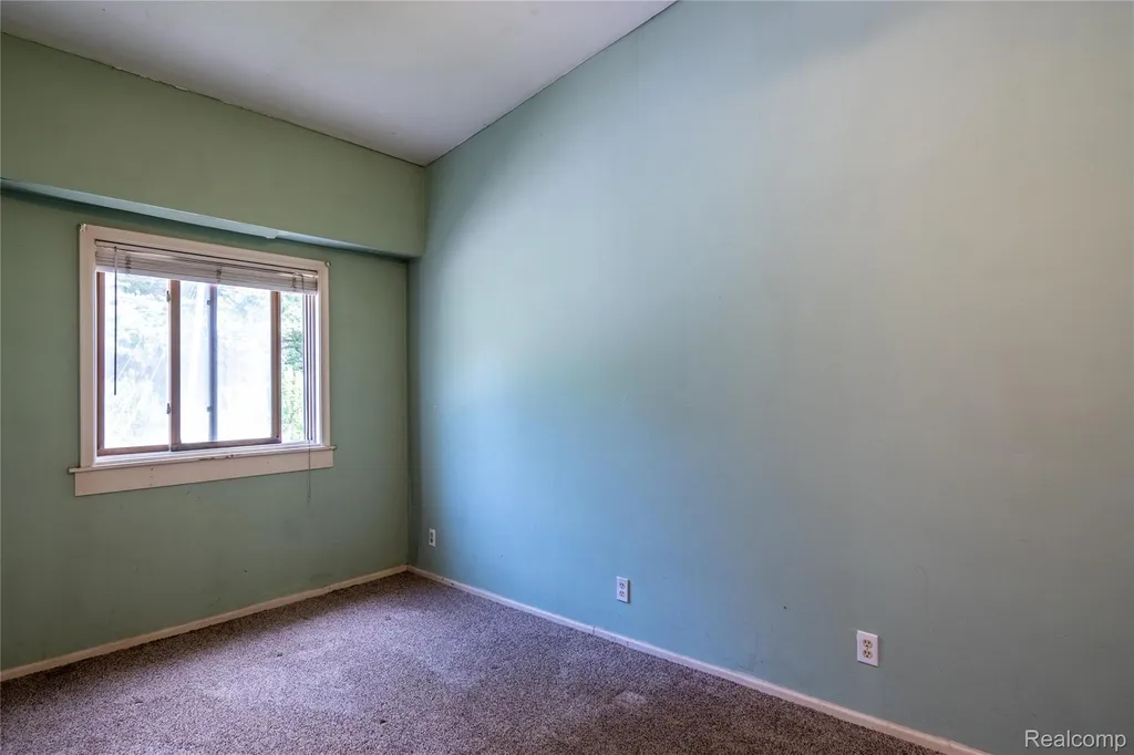 2218 Wixom Road Commerce Charter Township MI 48382