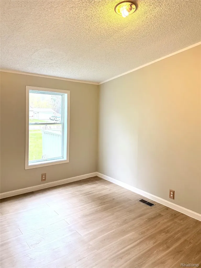 7033 E Mount Morris Road Richfield Township MI 48463