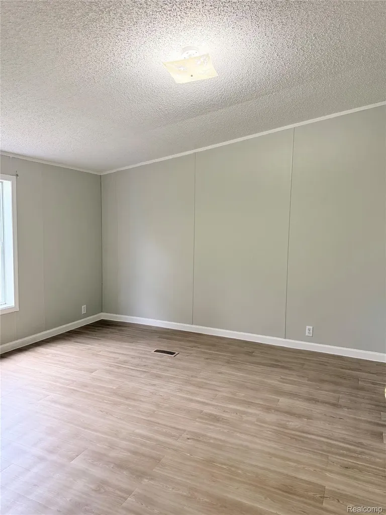 7033 E Mount Morris Road Richfield Township MI 48463