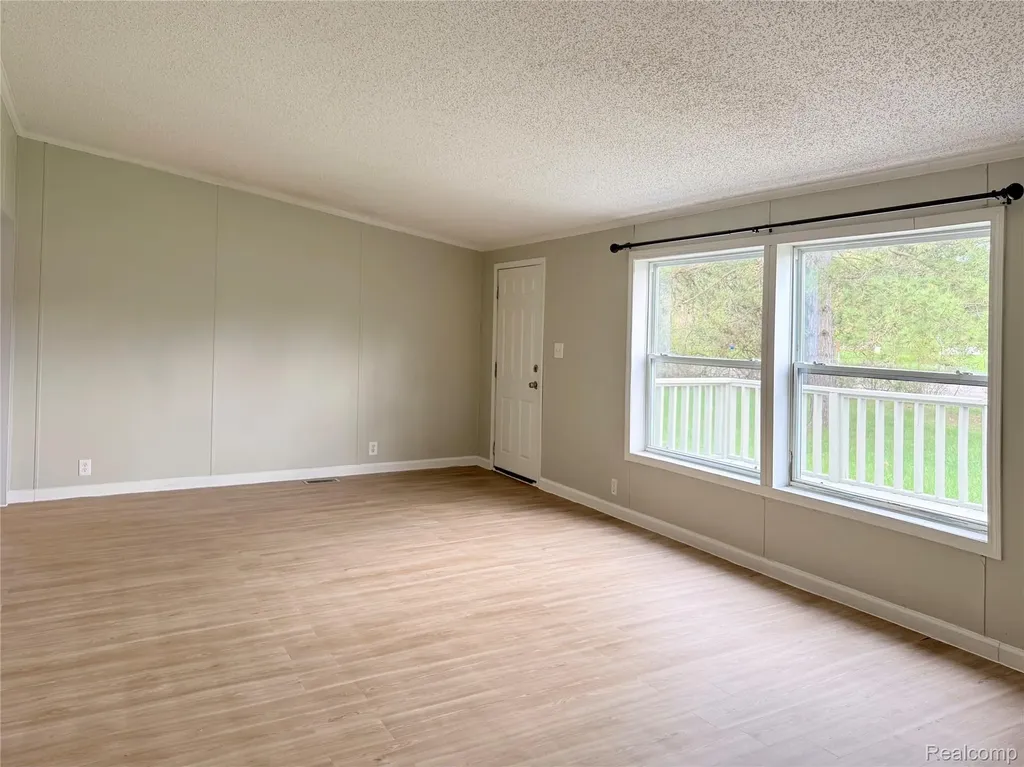 7033 E Mount Morris Road Richfield Township MI 48463