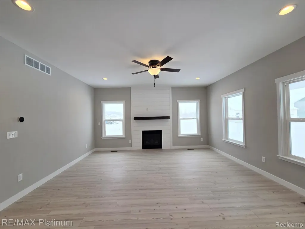 13295 Westwinds Drive Fenton Charter Township MI 48451
