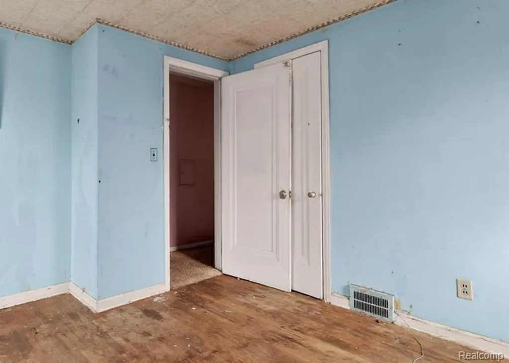 12346 Elmdale Street Detroit City MI 48213