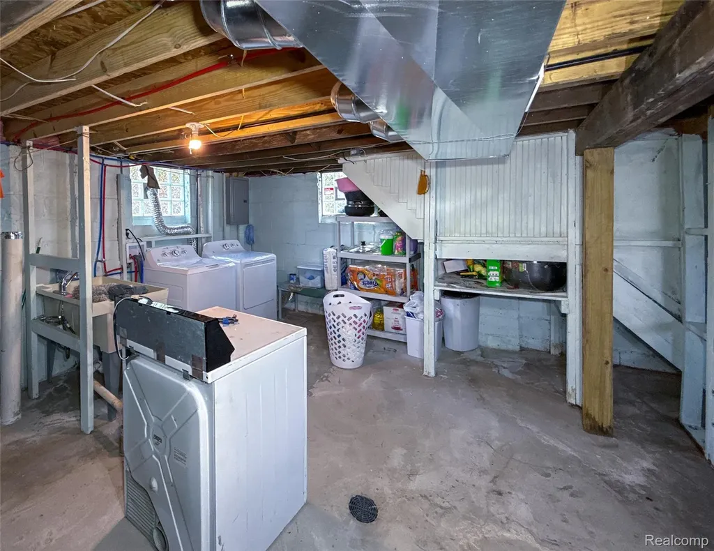 13637 Manor Street Detroit City MI 48238