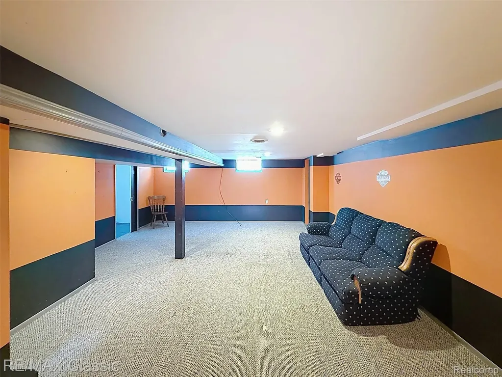 1757 Riverbank Street Lincoln Park City MI 48146