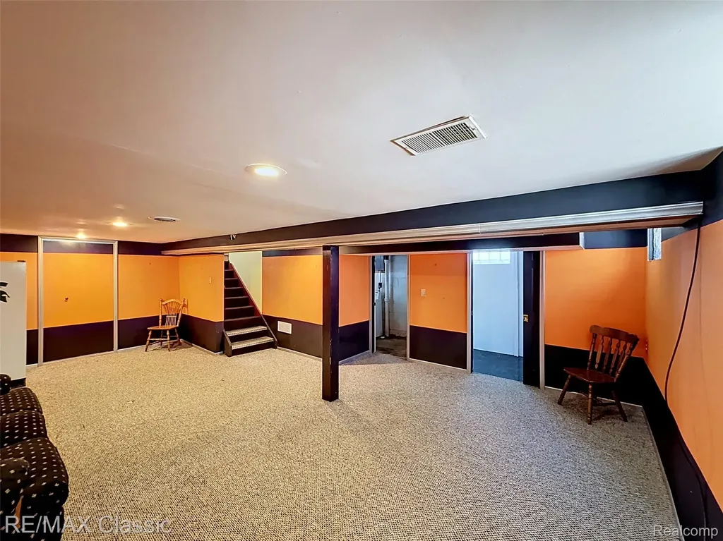 1757 Riverbank Street Lincoln Park City MI 48146