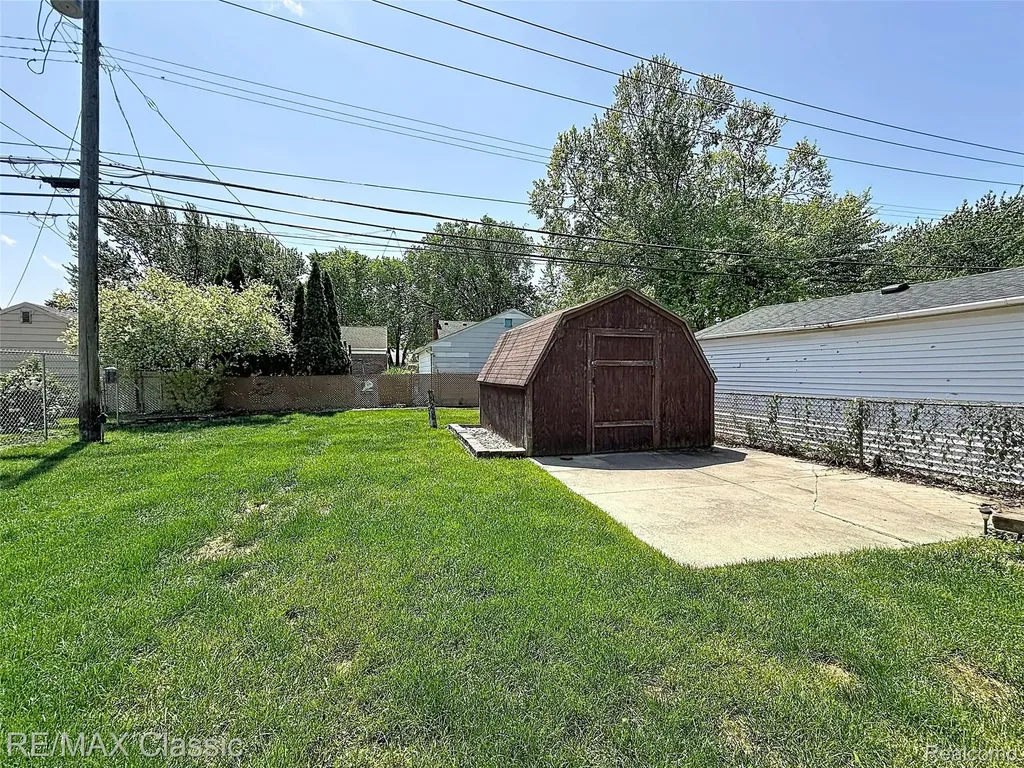 1757 Riverbank Street Lincoln Park City MI 48146