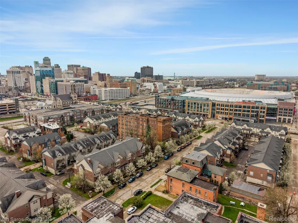 86 Adelaide Street Detroit City MI 48201