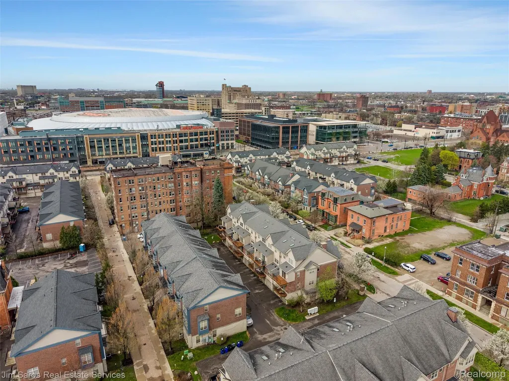 86 Adelaide Street Detroit City MI 48201