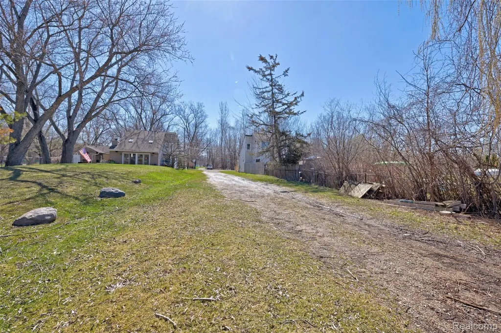0000 Tambora Street Commerce Charter Township MI 48382