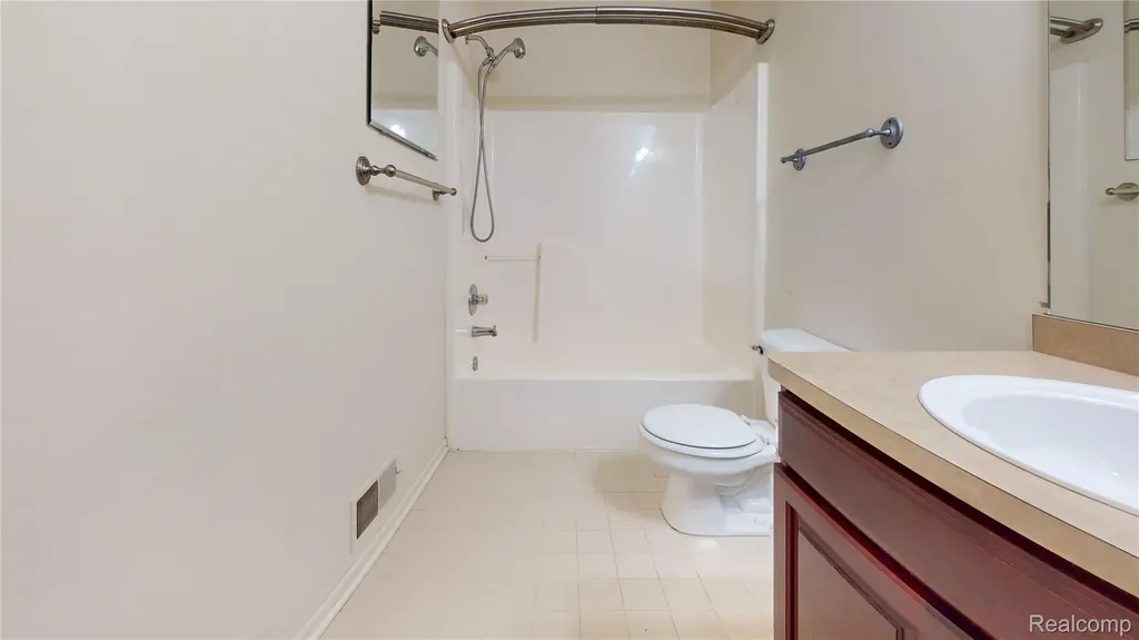 136 Sheffield Court Canton Charter Township MI 48188