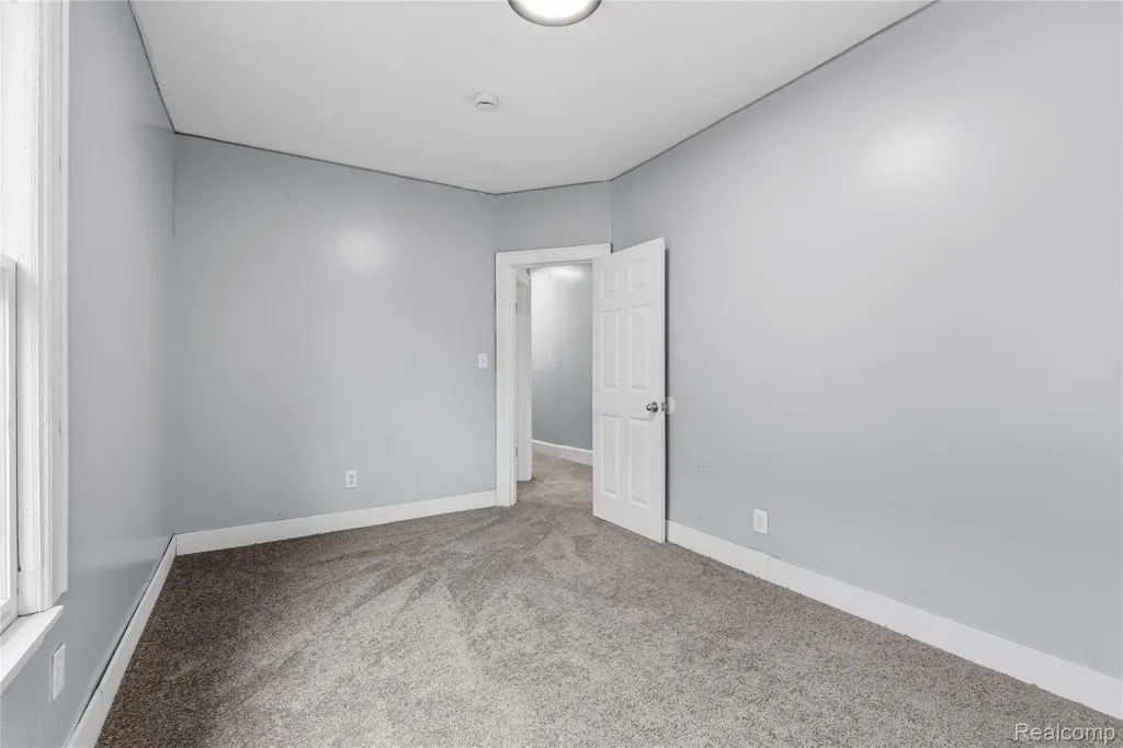 3290 Tuxedo Street Detroit City MI 48206