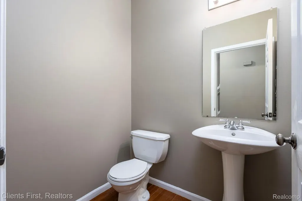 41351 N Maplewood Drive Canton Charter Township MI 48187
