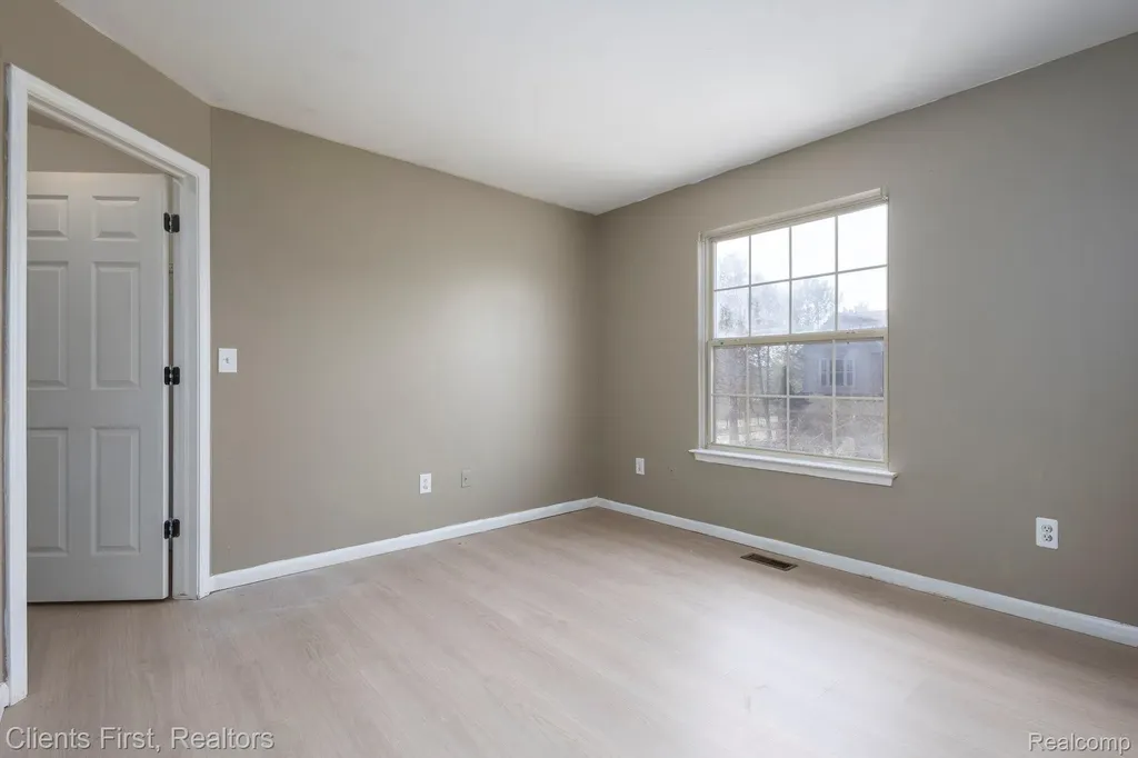 41351 N Maplewood Drive Canton Charter Township MI 48187