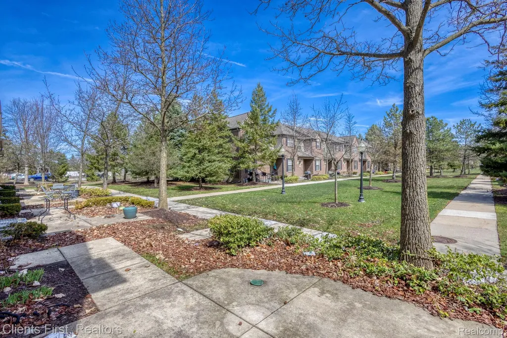 41351 N Maplewood Drive Canton Charter Township MI 48187