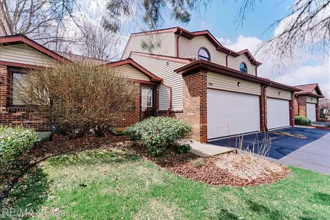 9039 Lake E Road Springfield Charter Township MI 48348