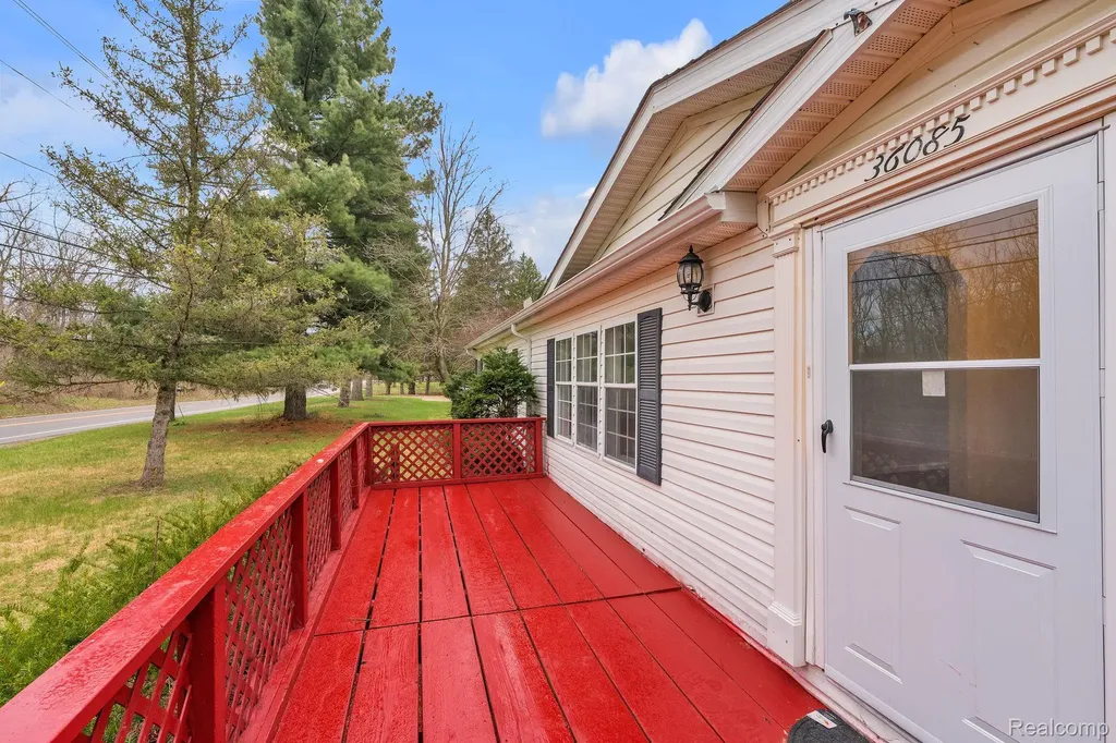 36085 Wick Road Romulus City MI 48174