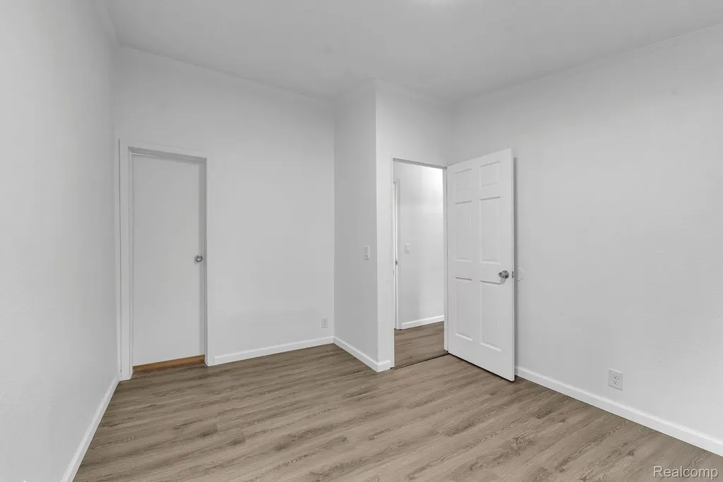 36085 Wick Road Romulus City MI 48174