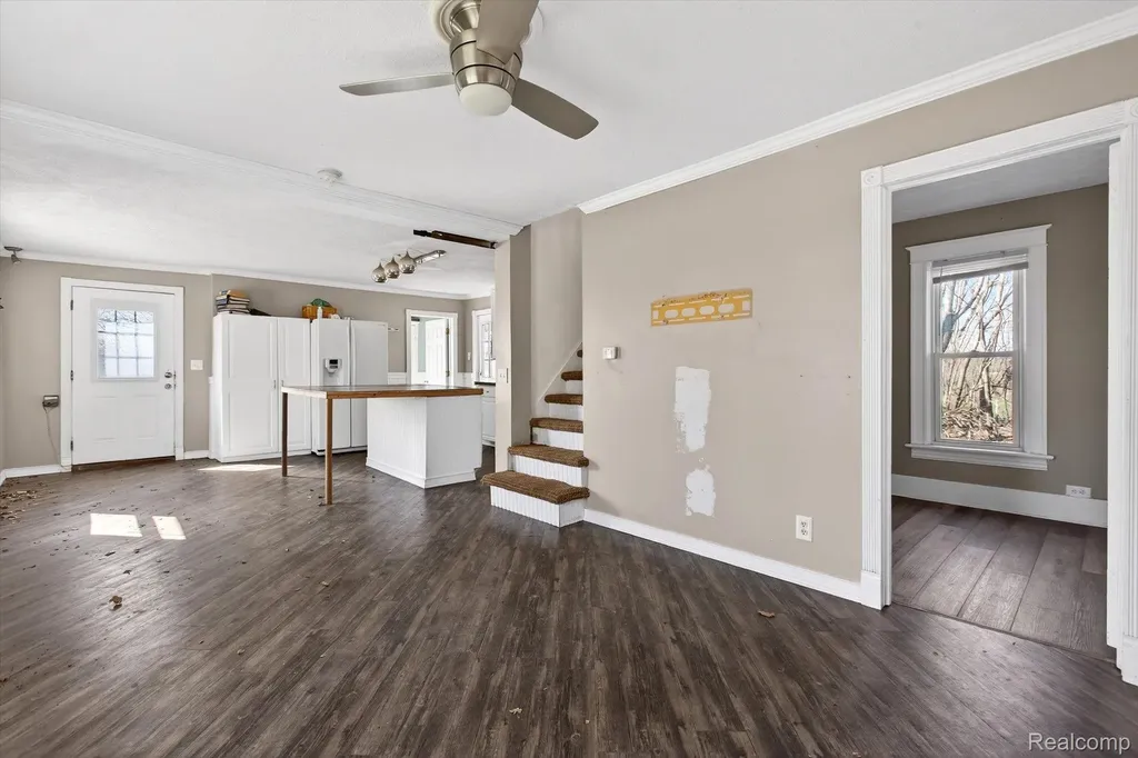 3823 Oxbow Road Sodus Township MI 49126