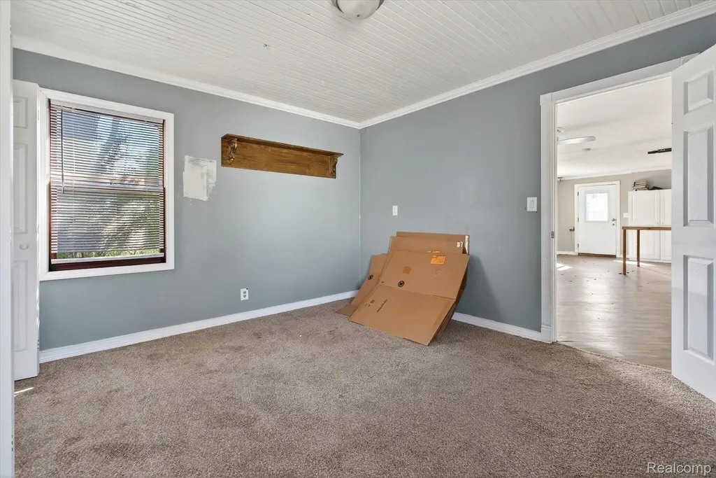 3823 Oxbow Road Sodus Township MI 49126