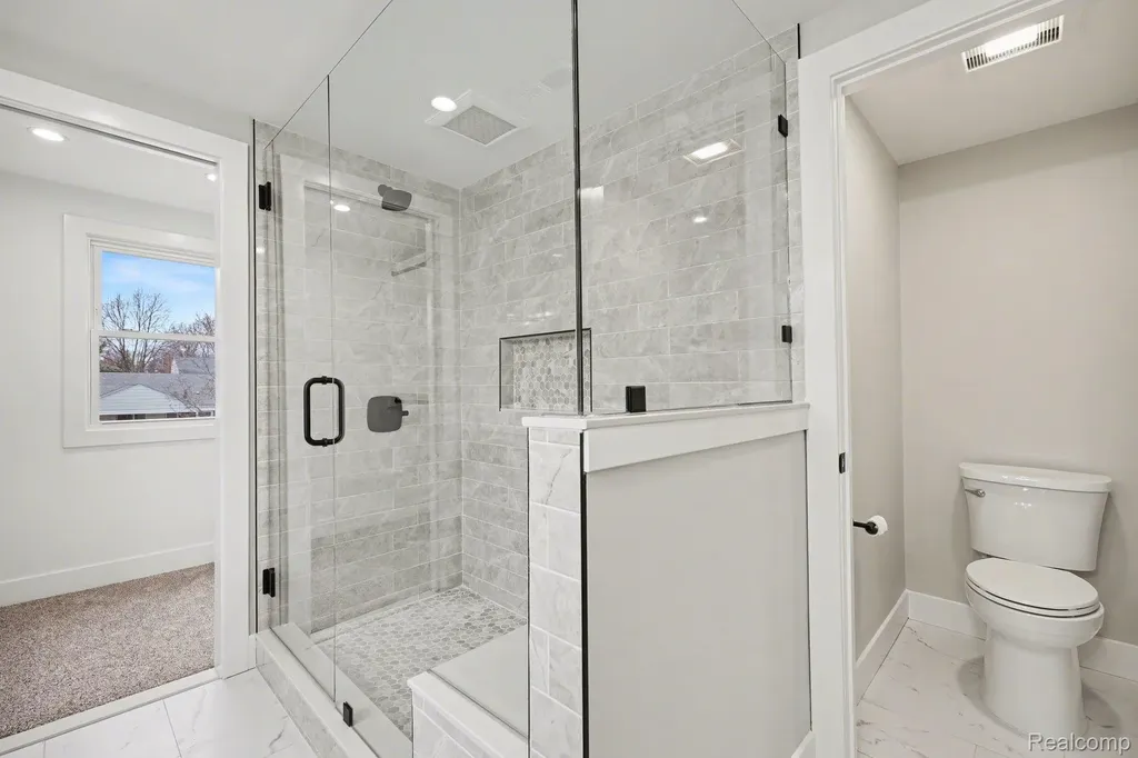 327 Normandy Road Royal Oak City MI 48073