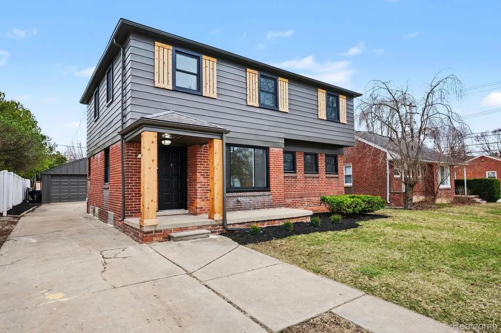327 Normandy Road Royal Oak City MI 48073