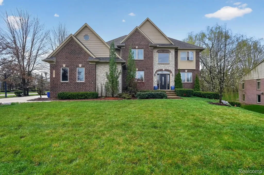 48877 Wildwood Court Plymouth Charter Township MI 48170