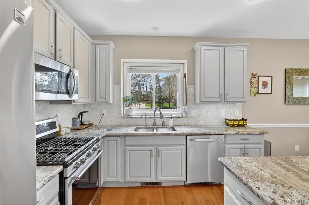48877 Wildwood Court Plymouth Charter Township MI 48170