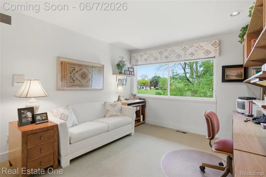 5321 Forest Way Bloomfield Hills City MI 48302