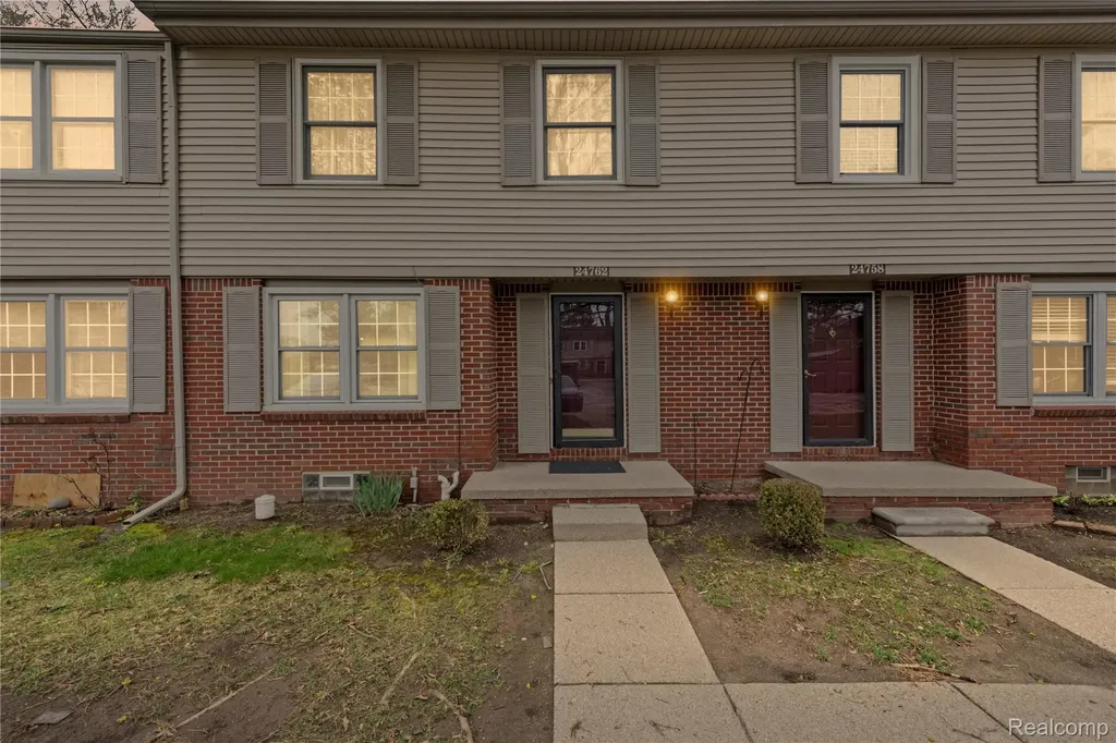 24762 Bashian Drive Novi City MI 48375