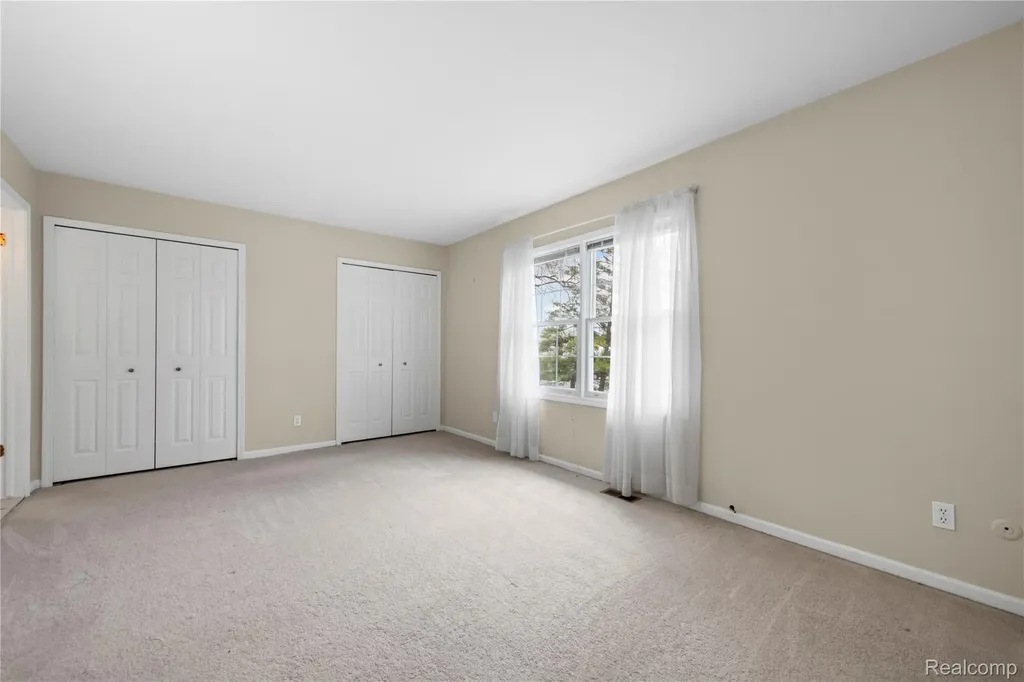 24762 Bashian Drive Novi City MI 48375
