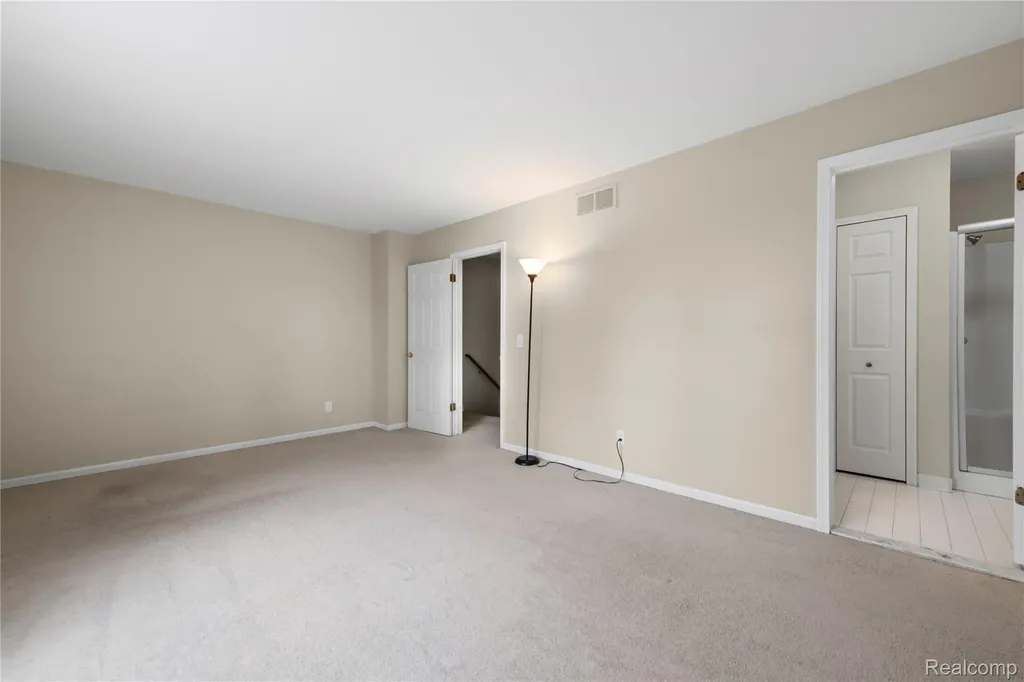 24762 Bashian Drive Novi City MI 48375