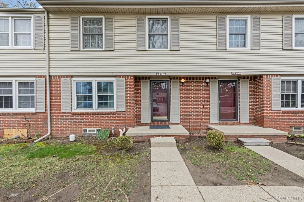 24762 Bashian Drive Novi City MI 48375