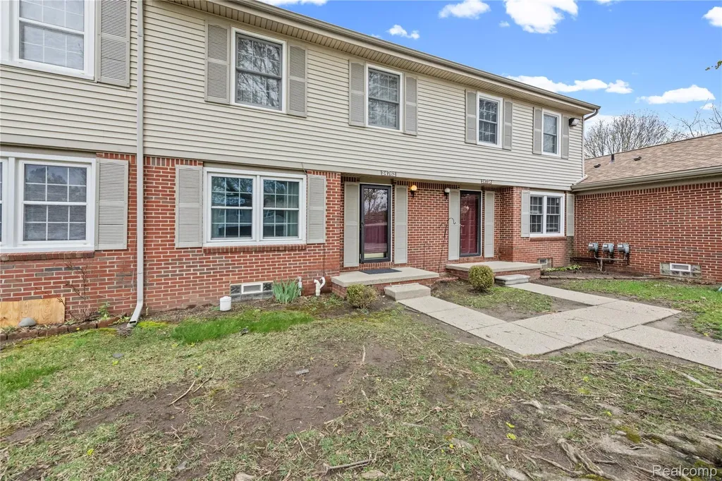 24762 Bashian Drive Novi City MI 48375