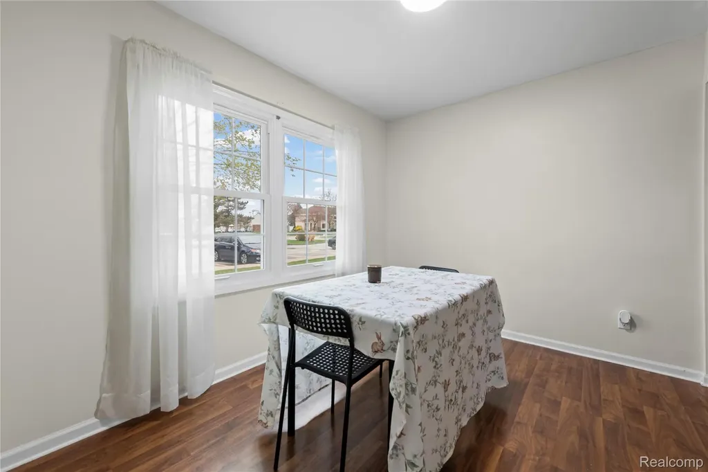 24762 Bashian Drive Novi City MI 48375