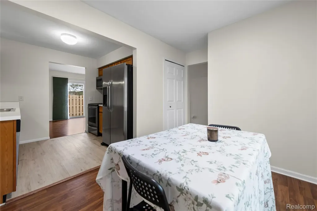 24762 Bashian Drive Novi City MI 48375