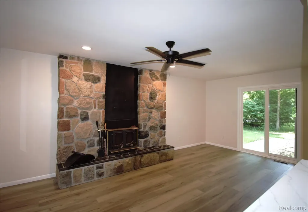 58085 Dulwich Washington Township MI 48094