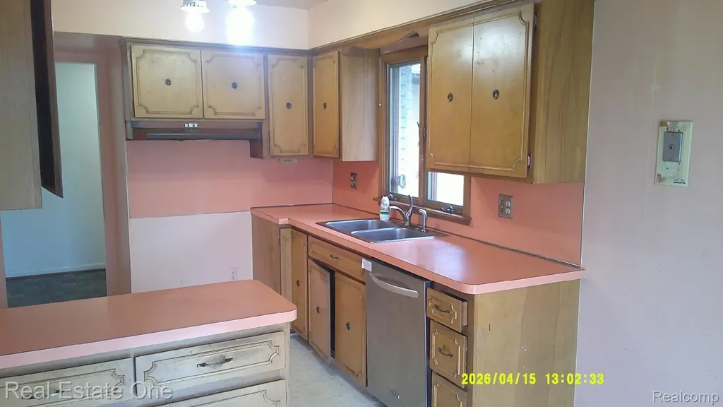 20055 Oxley Street Detroit City MI 48235
