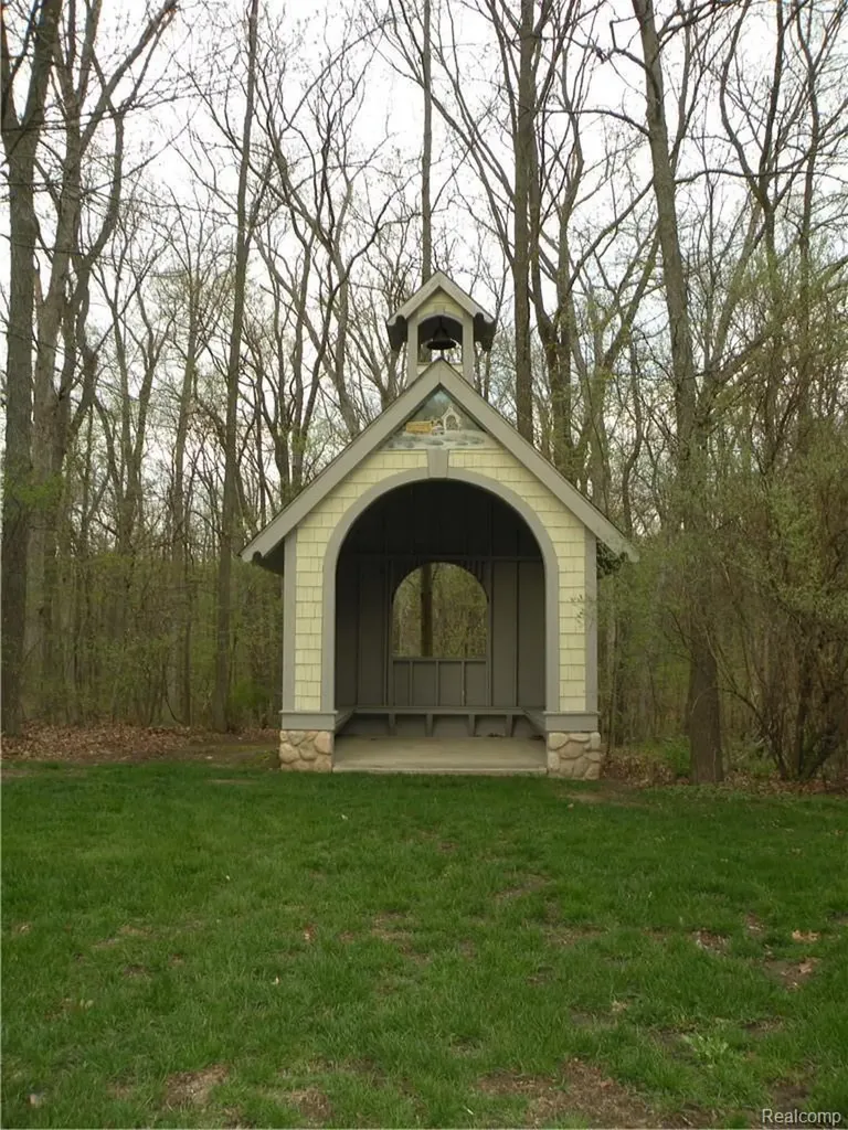 Lot #33 Alta Vista Alta Vista Drive Hamburg Township MI 48169