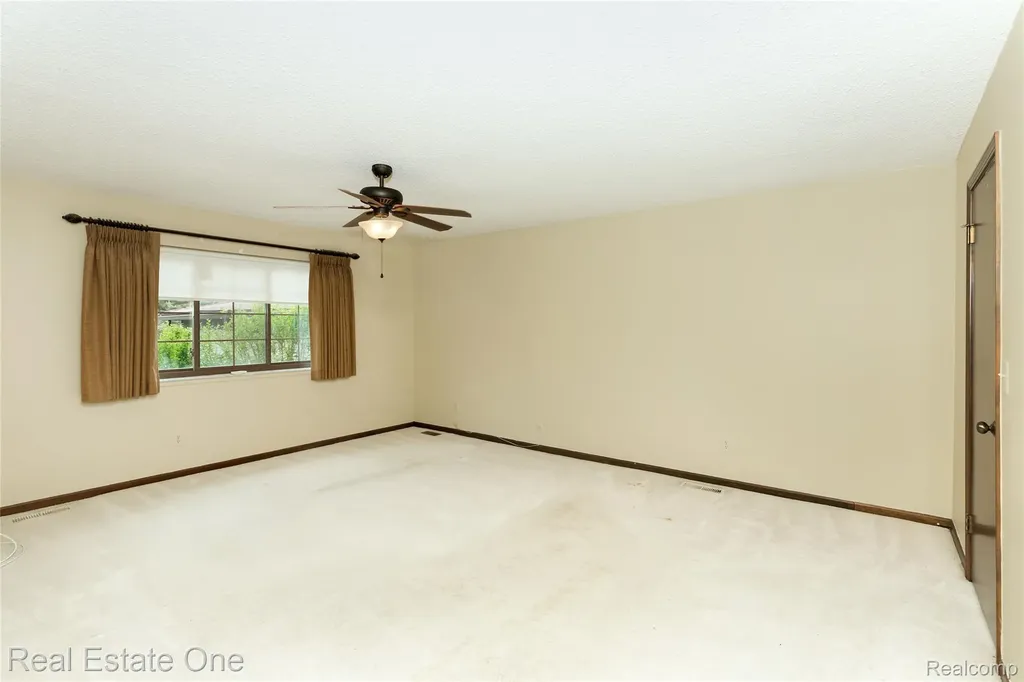 30000 Wildbrook Drive Southfield City MI 48034