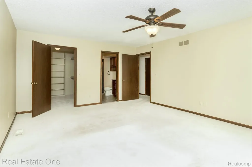 30000 Wildbrook Drive Southfield City MI 48034