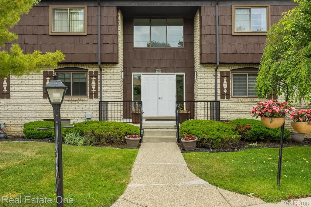 30000 Wildbrook Drive Southfield City MI 48034