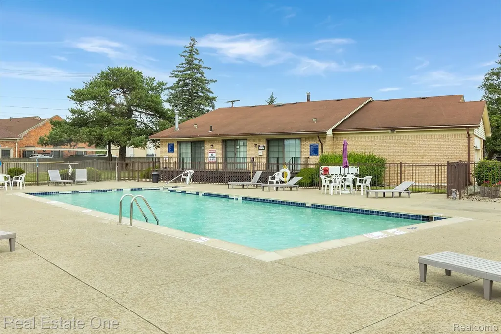 30000 Wildbrook Drive Southfield City MI 48034