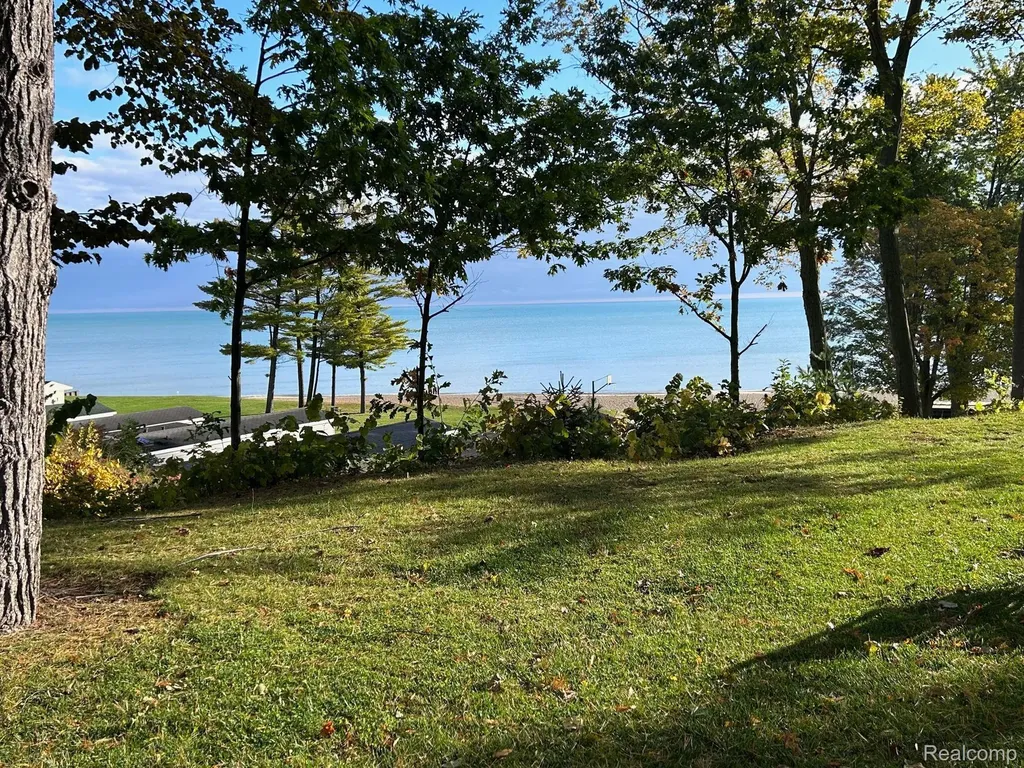 6103 Lakeshore Road Worth Township MI 48450