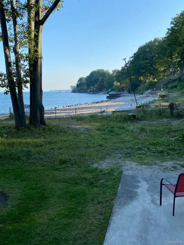6103 Lakeshore Road Worth Township MI 48450