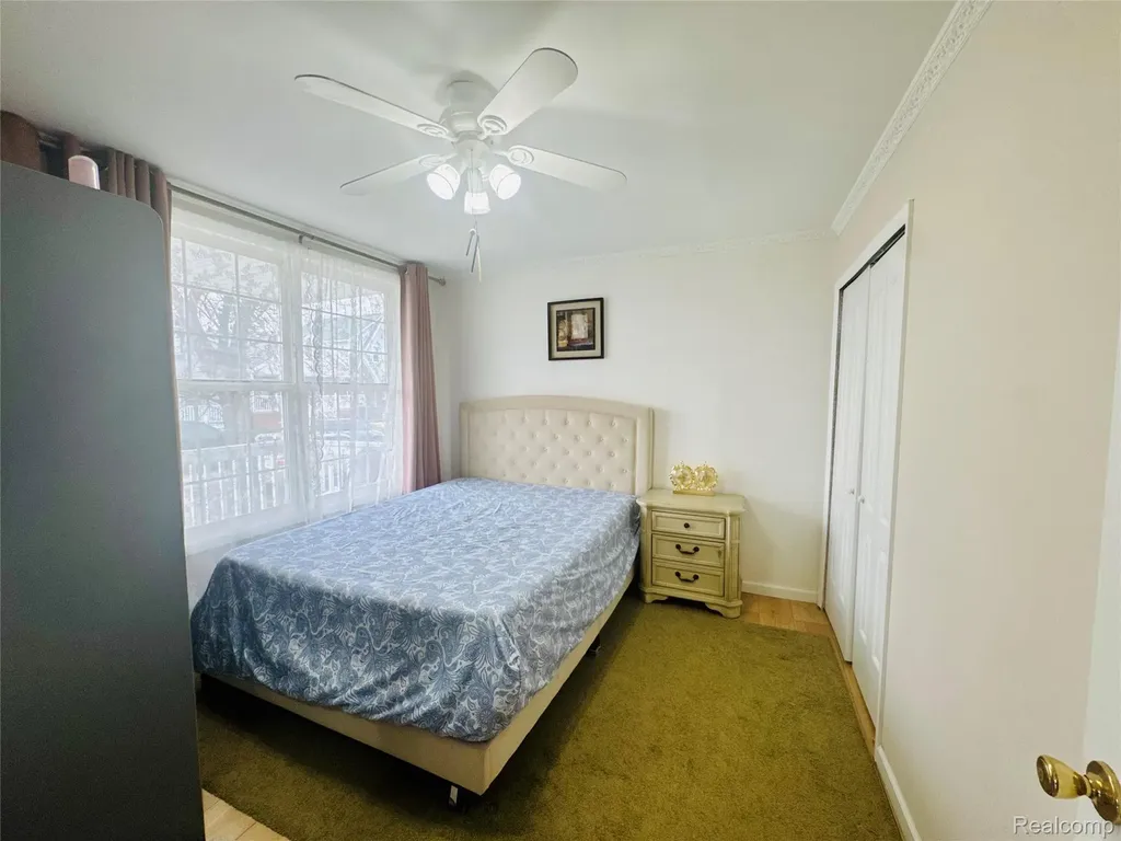 5038 Evaline Street Hamtramck City MI 48212