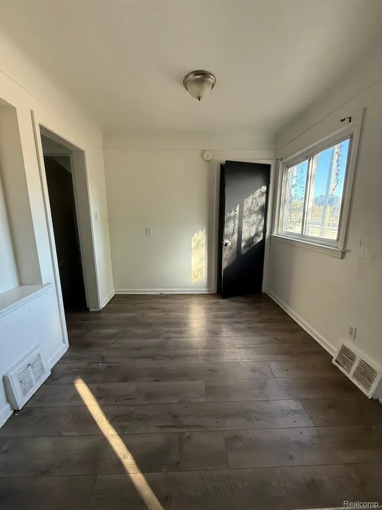13607 Virgil Street Detroit City MI 48223