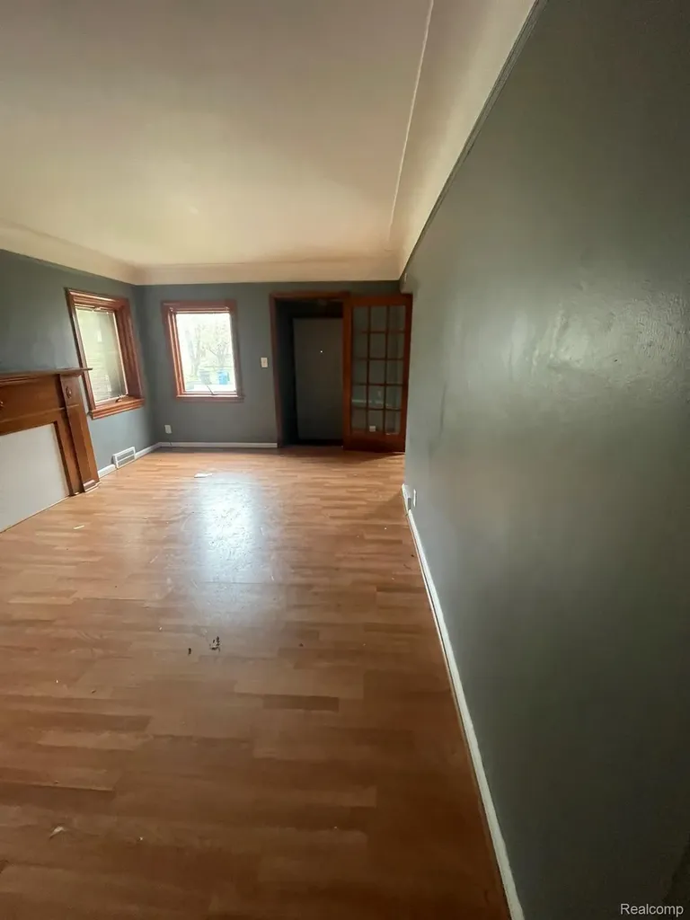 10799 Worden Street Detroit City MI 48224