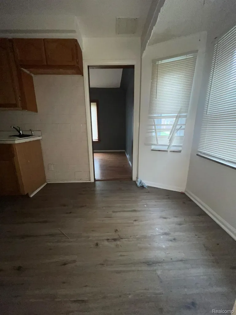 10799 Worden Street Detroit City MI 48224