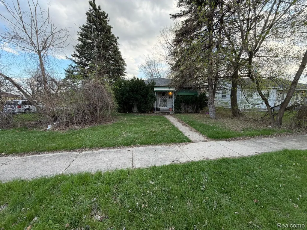 26807 Kean Street Inkster City MI 48141